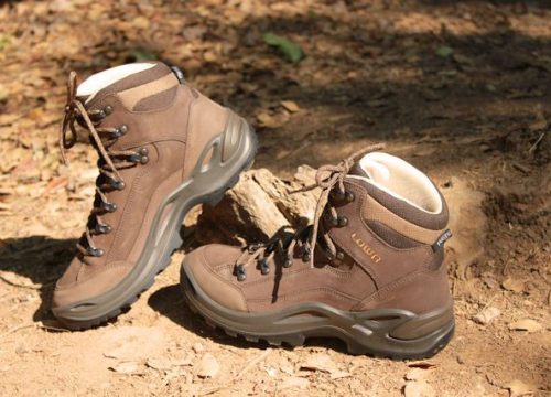 Essential Packing List for Your Gorilla Trekking Adventure in Uganda (2025 Guide)