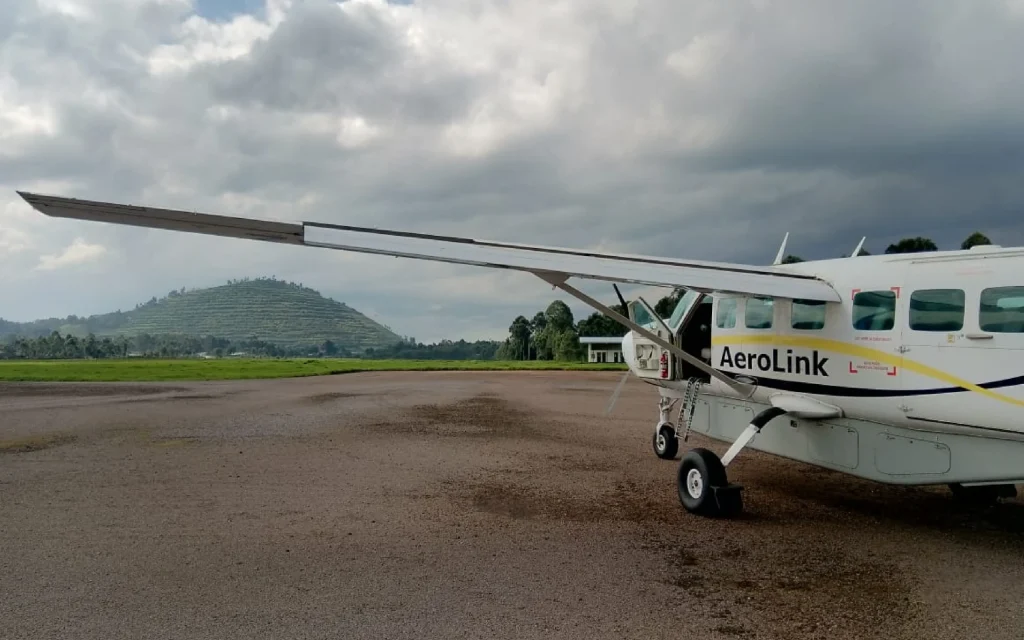 13 Days Uganda fly-in safari & primate trekking.